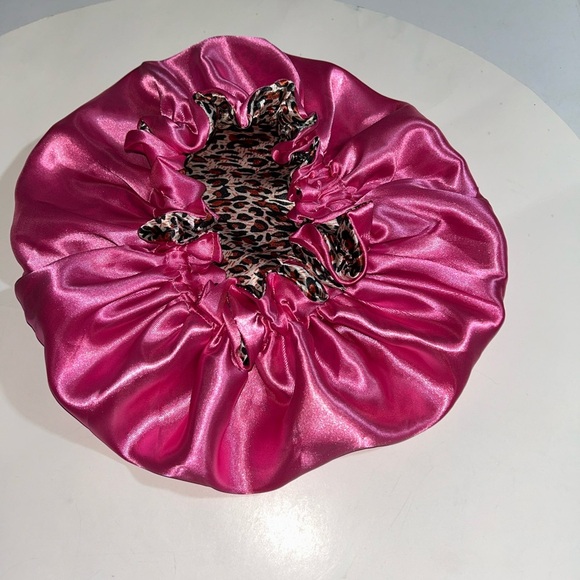 Leopard Print Satin Hair Bonnet - Picture 3 of 4